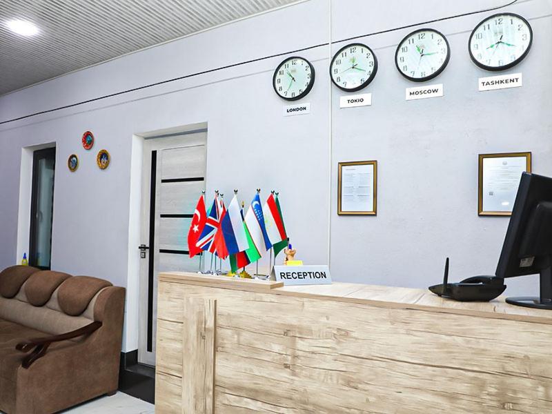 House De Moon Hostel Tashkent Exterior photo